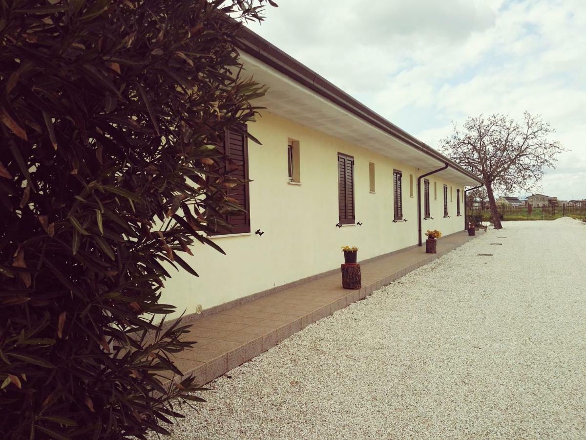 Camere Carloni Asís Exterior foto